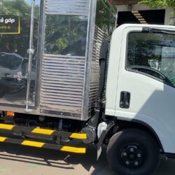 Xe Tải Isuzu QKR210 2022 Cabin Vuông NMR Thùng Kín Mẫu Mới Nhất Hiện Nay, Xịn Hơn – 0902.381.323 Hóa